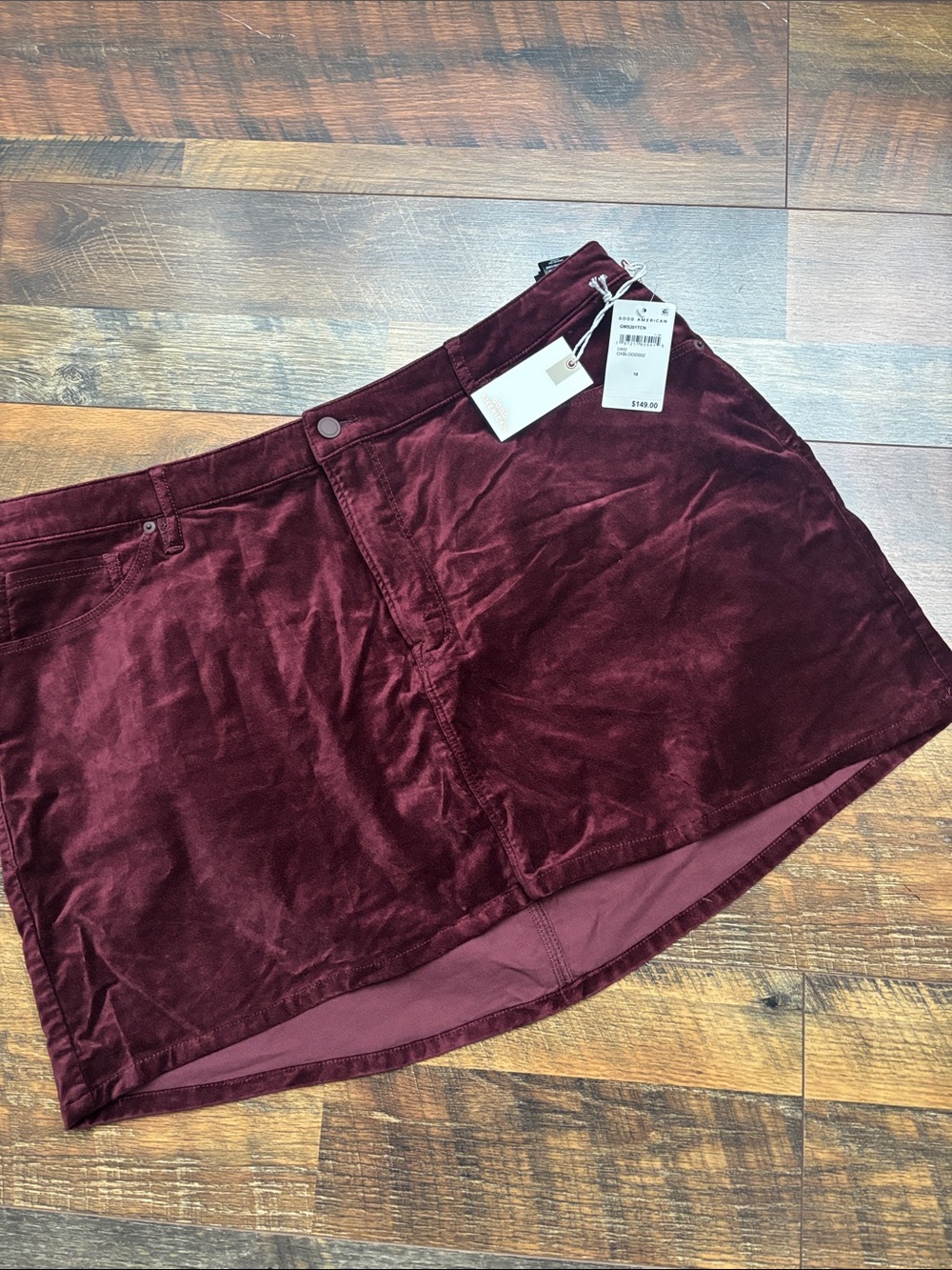 Good American Wine Velvet Mini Skirt